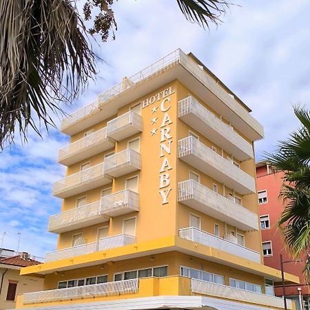 Hotel Carnaby Rimini Esterno foto