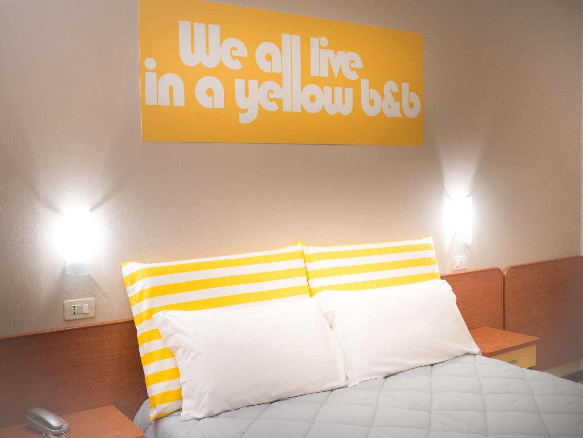 Hotel Carnaby Rimini Esterno foto